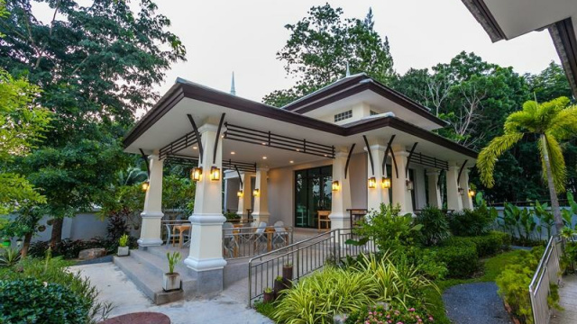 Wanarom Residence Hotel